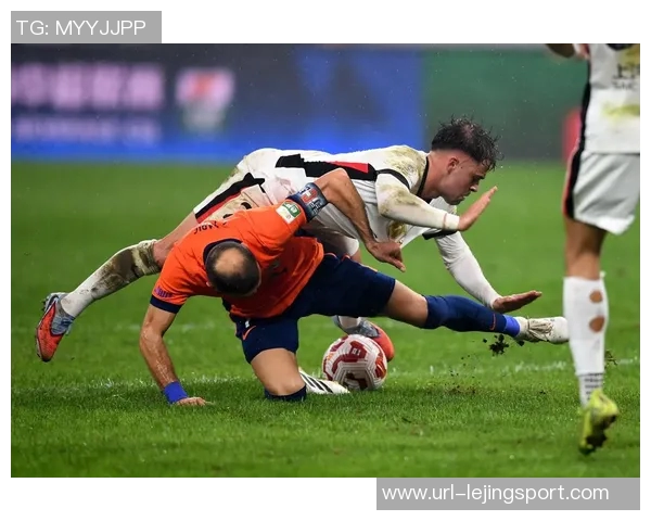 李新翔精彩穿裆过人后推射远角破门助海港4-2领先海牛