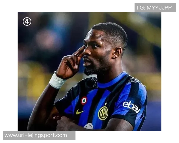 国米官方公布11月最佳球员候选名单劳塔罗迪马尔科博尼泽林斯基争夺荣誉